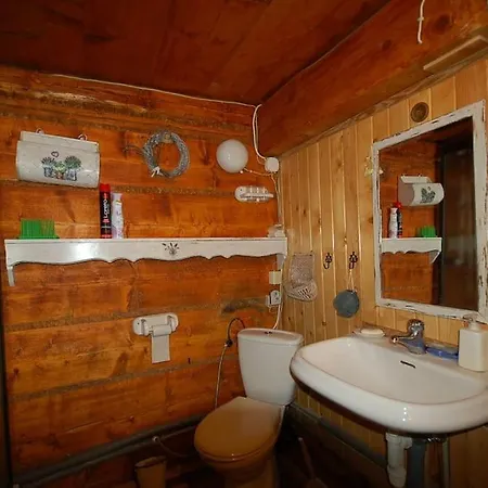 Chalé Chata Trapera Na Groniu